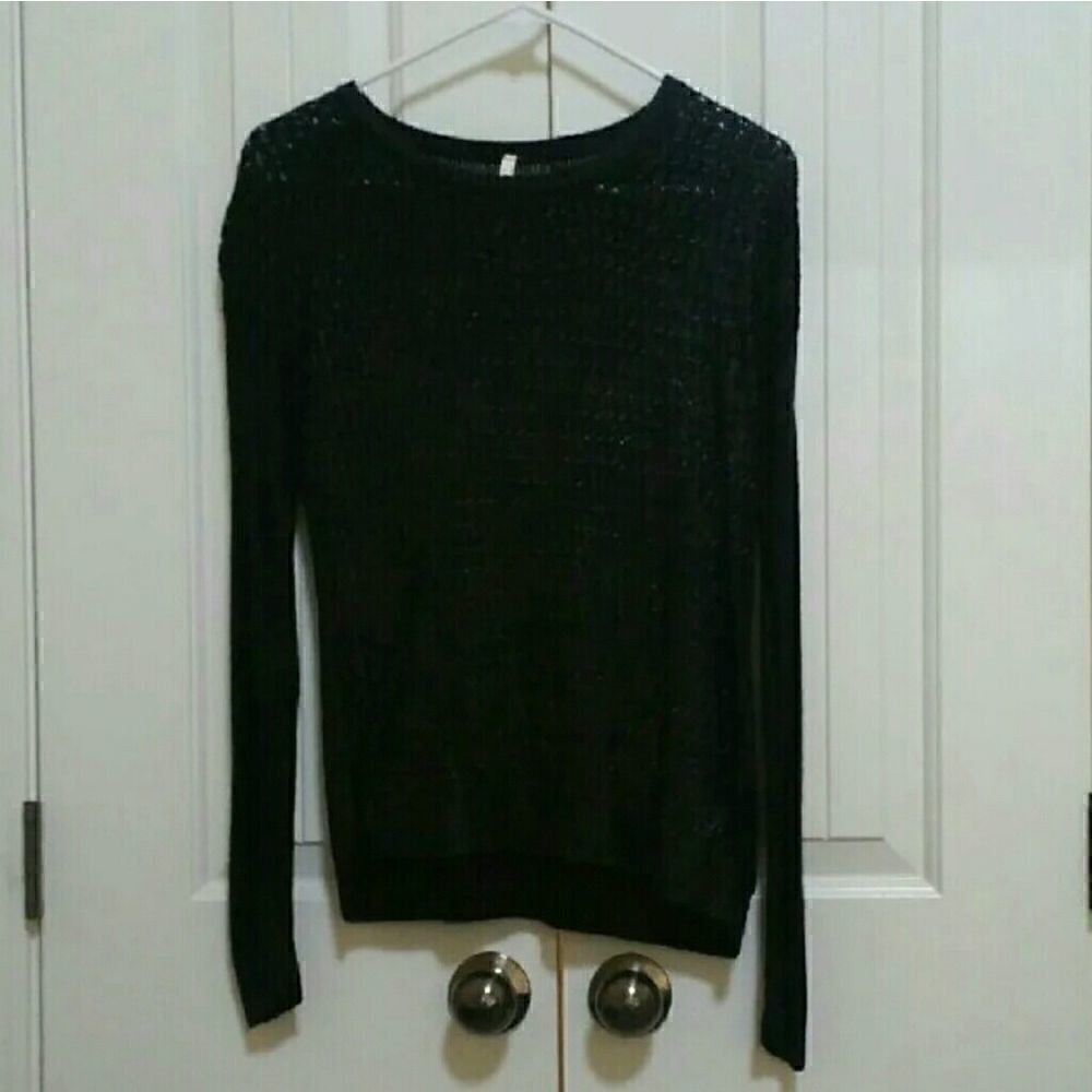Willow & Clay Loose Knot Long Sleeve Sweater XS